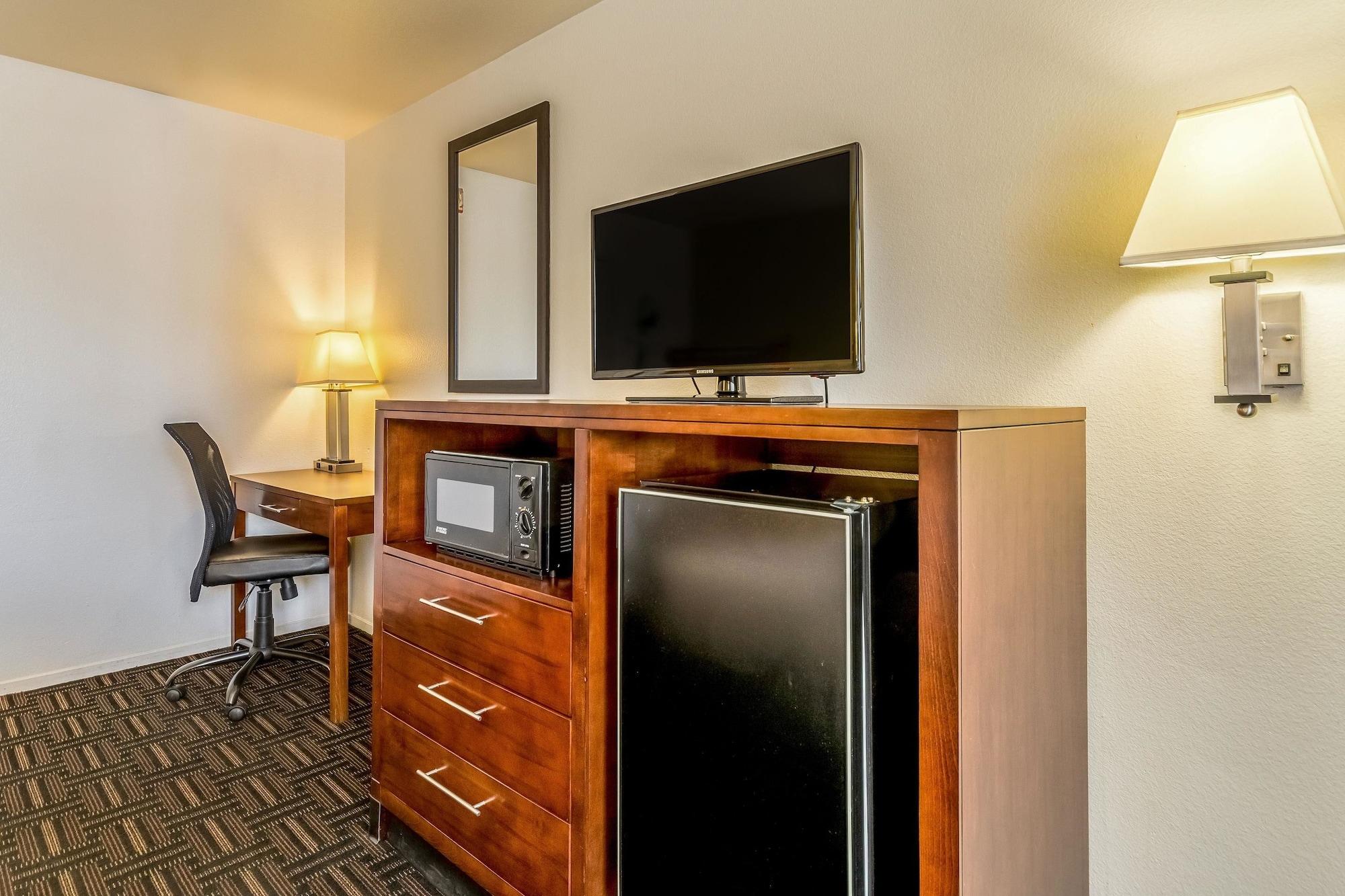 Quality Inn Fresno Near University Exteriör bild