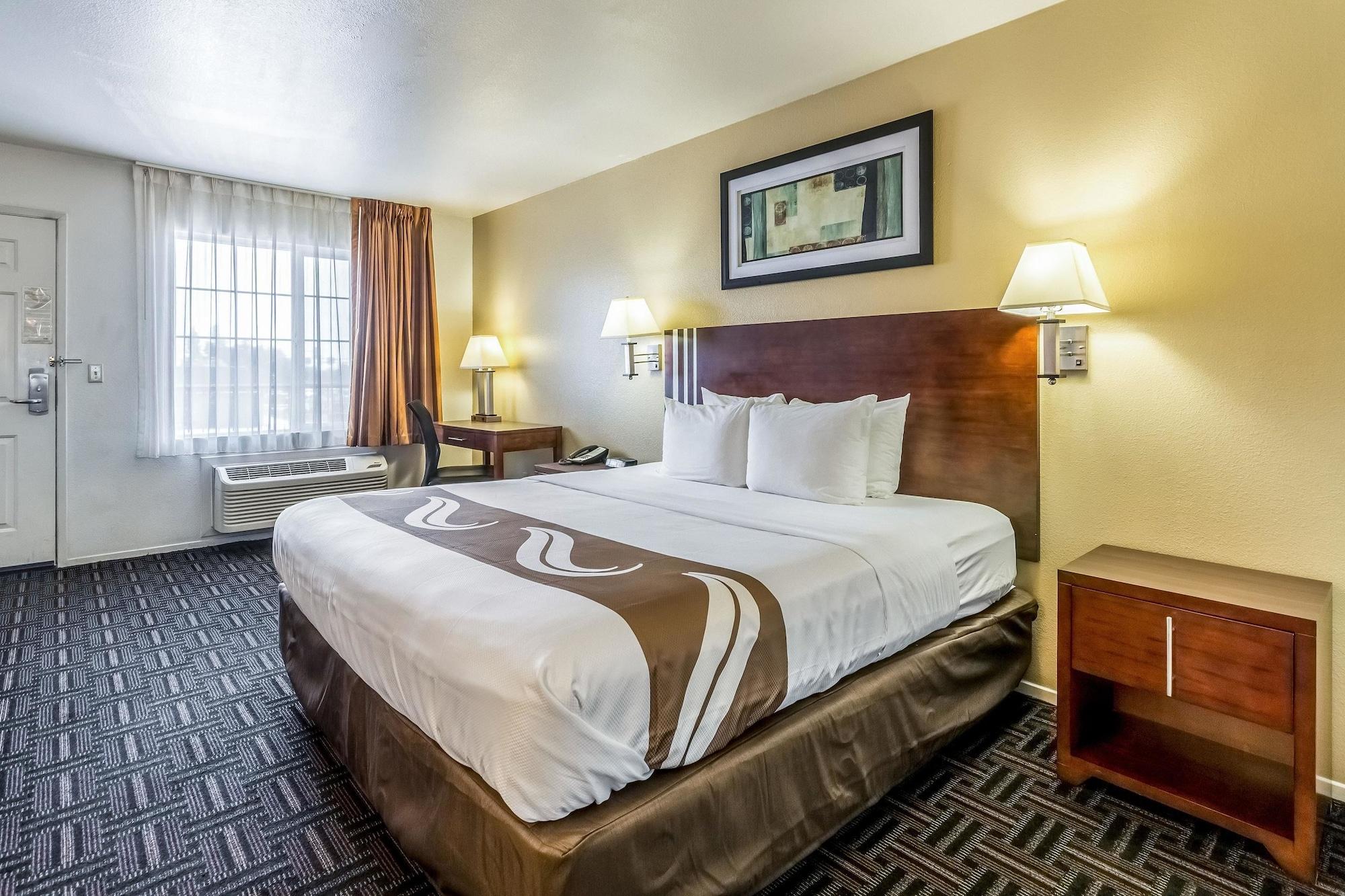 Quality Inn Fresno Near University Exteriör bild
