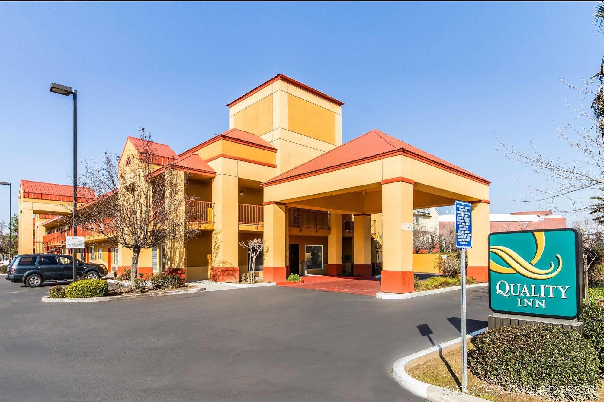 Quality Inn Fresno Near University Exteriör bild