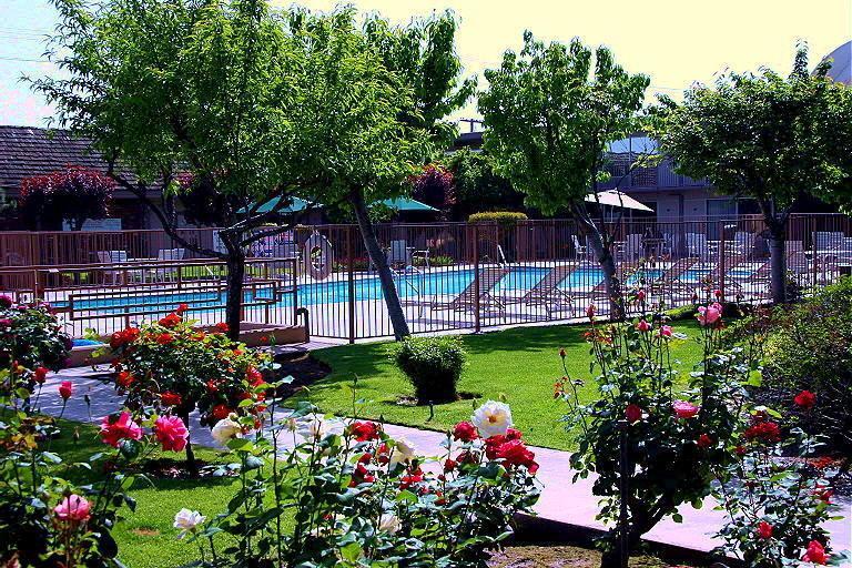 Quality Inn Fresno Near University Bekvämligheter bild
